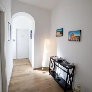 Le Tre Piazze Apartament